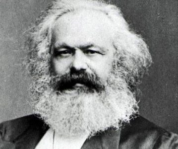 Karl Marx uitgelegd in 8 bits.
