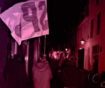 De weg is lang: een persoonlijk (feiten)relaas van een zolderkamercommunist